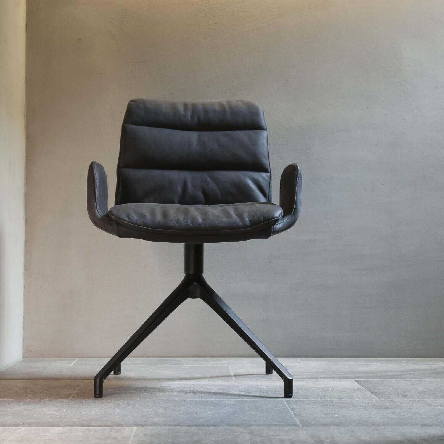 2er-Set Stuhl Poltrona Armchair Modell 926.82 Leder Grau Schwarz
