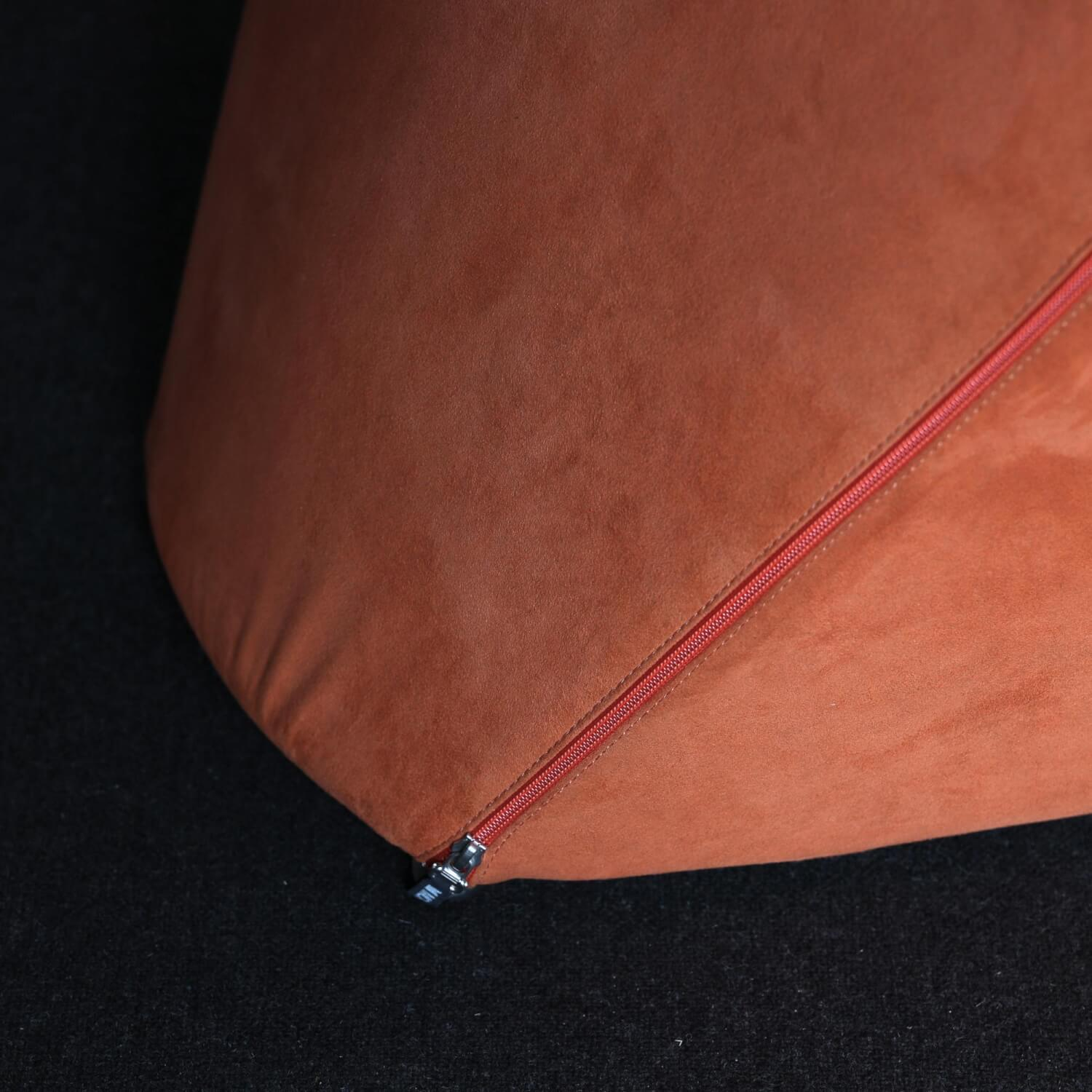 Moroso - Victoria + Albert Sessel Klein Bezug Alcantara Kategorie Y Farbe A0786 Cadmium Orange - 3