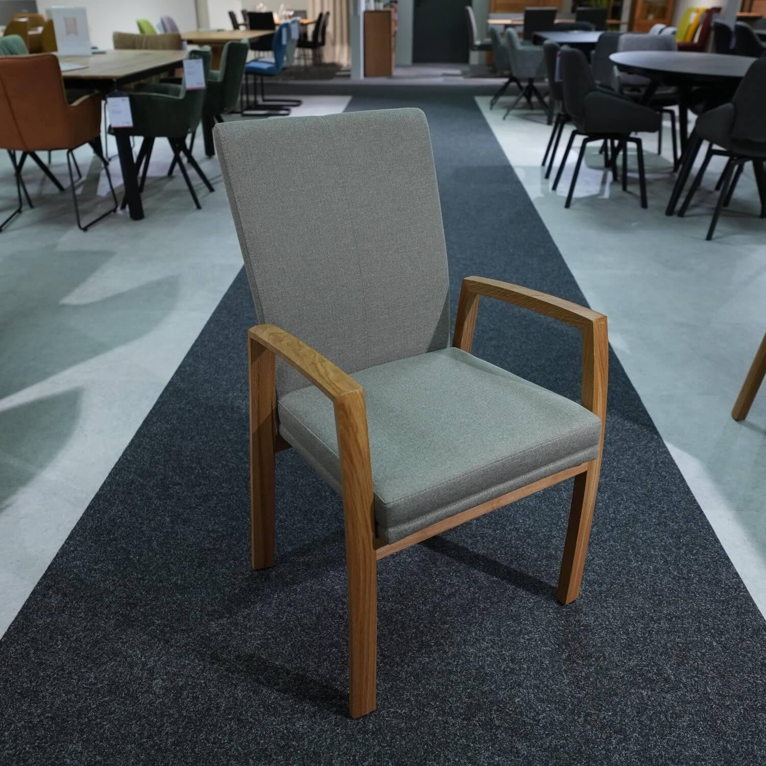 Niehoff - Essgruppe LaVie Comfort 113347000 Kulissentisch Oberteil Wildeiche Massiv Facette Wildeiche Furniert Armlehnstuhl mit Griff Gestell Eiche Massiv Bezug Stoff Taupe - 9