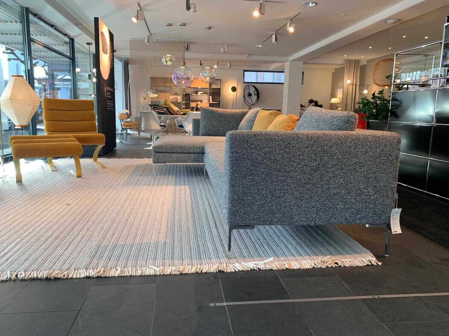 bb-italia-ecksofa-charles-large-stoff-grau-f-C3-BC-C3-9Fe-aluminium-glanzpoliert-mit-kissen-6c330f514d4e B&B Italia - Ecksofa Charles Large Stoff Grau Füße Aluminium Glanzpoliert mit Kissen - 7