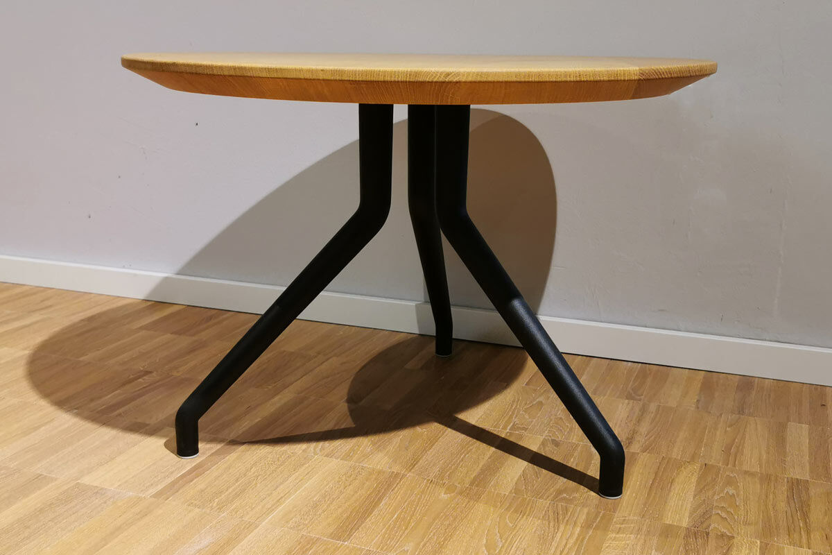 wagner-salontisch-w-table-asteiche-geoelt-gestell-aluminium-schwarz-pulverbeschichtet-mf-0008851-001-3
