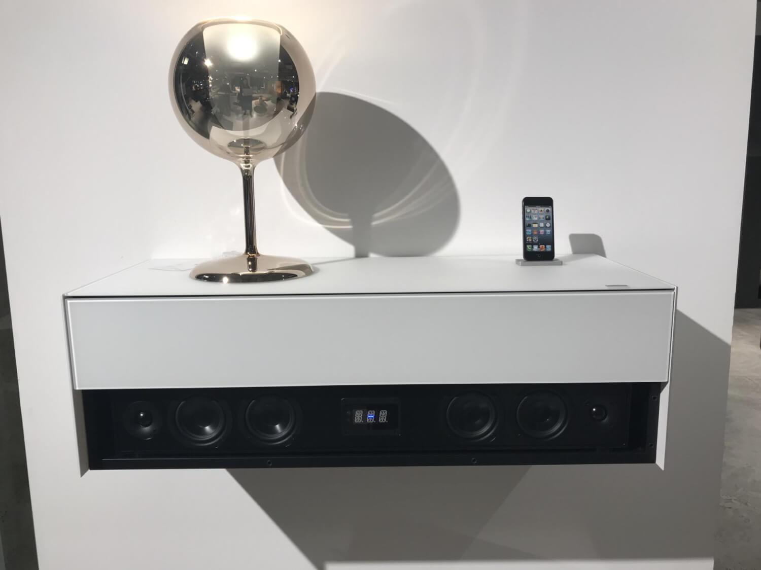 Spectral Smart Furniture - Medienmöbel Korpus Glas Weiß Satiniert mit Schublade und Docking Station - 2