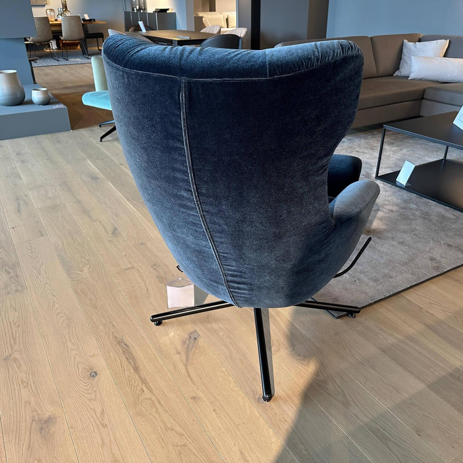 Brühl - Hochlehnsessel Victor Stoff 4473 69 Dunkelblau Kreuzfuß Schwarz Inklusive Hocker - 2