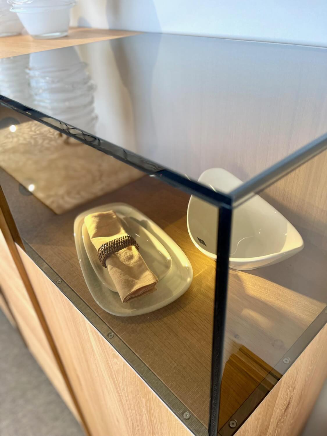 Wimmer - Sideboard Saluto Asteiche Bianco Geölt Glaselemente Braunglas Inklusive LED Beleuchtung - 3