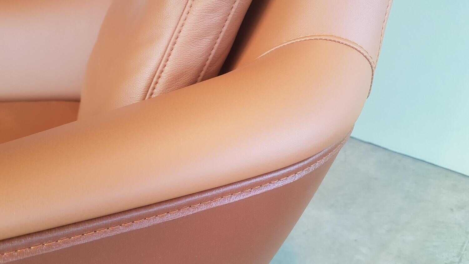 Vitra - Sessel Grand Relax Leder Premium Cognac Braun mit Ottoman - 7