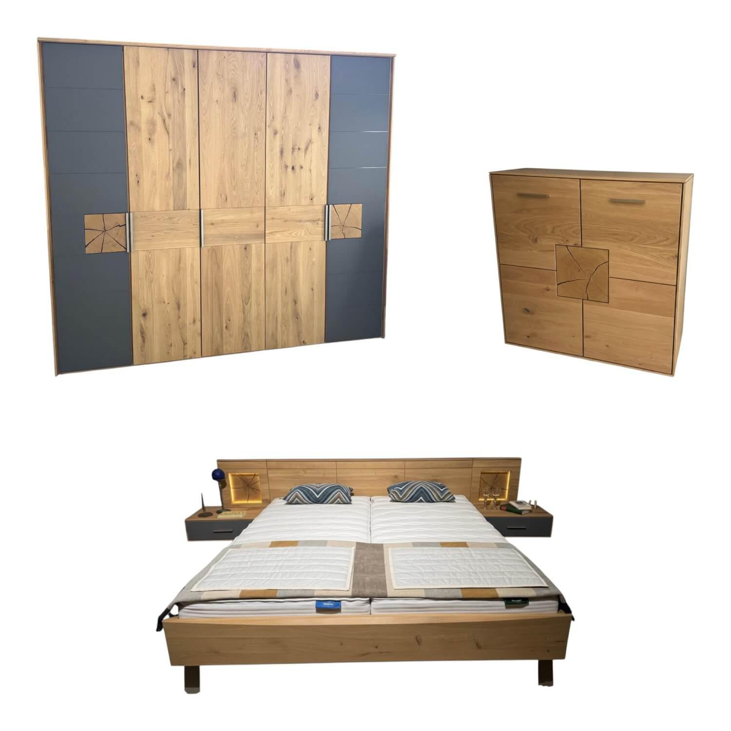 Thielemeyer - Schlafzimmer Mira Wildeiche Massiv Absetzung Glas Grau - 1