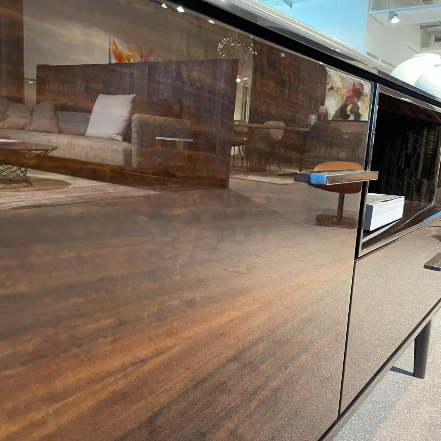 B&B Italia - Sideboard Eucalipto Front Eukalyptus Glänzend Acrylharzbezug Schwarz - 11