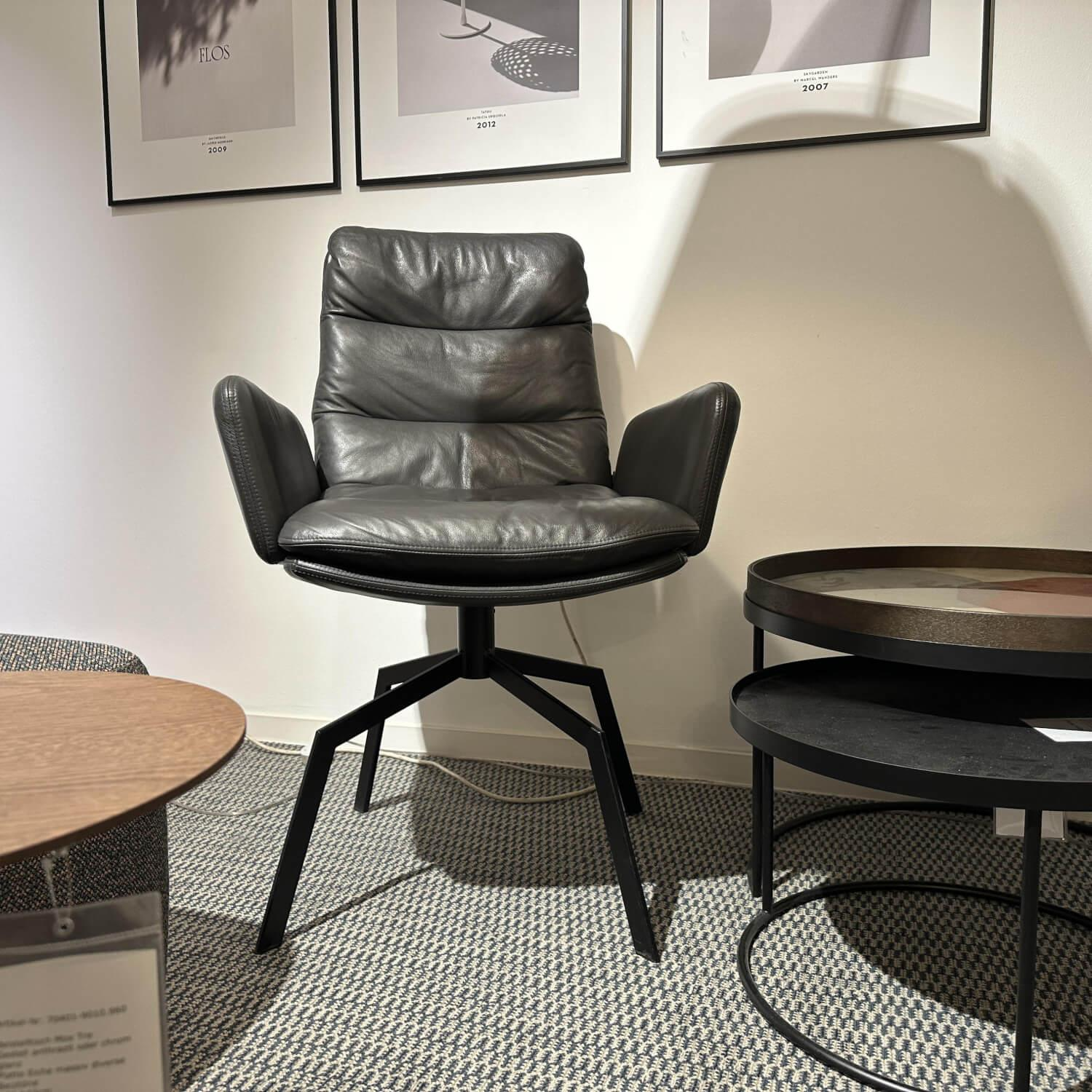 KFF - 2er Set Drehstuhl Arva Leder Sauvage Anthrazit 8102 Gestell Moodblack M01 Schwarz - 8