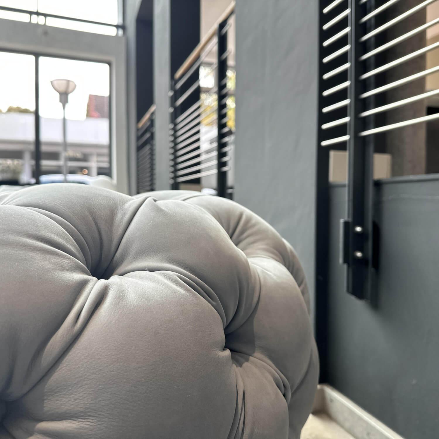 Baxter - Sofa Chester Moon Leder A Kashmir Ciment Grau Füße Buche Gefärbt Wenge Inklusive Kissen Slim - 8