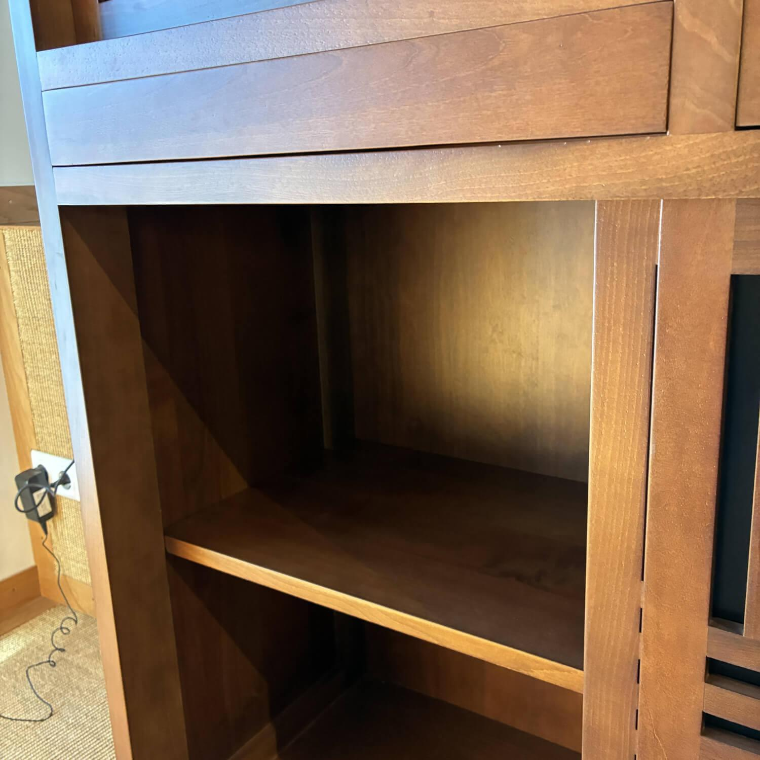 Marktex - Barschrank Oscar Nussbaum Mit Verspiegelter Rückwand Inklusive 2 Tablare - 4