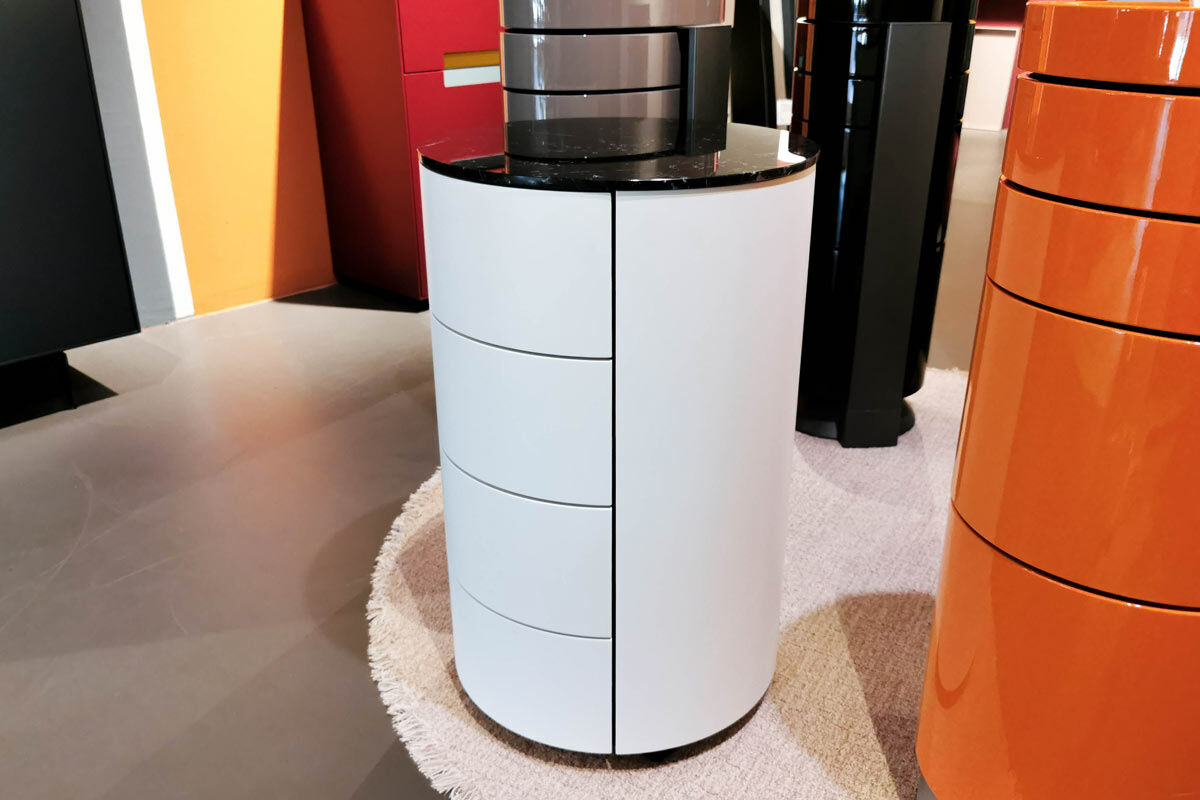 Schönbuch - Rundkommode Conga Lack Schneeweiß 0054 Abdeckplatte Marmor Nero Schwarz - 2