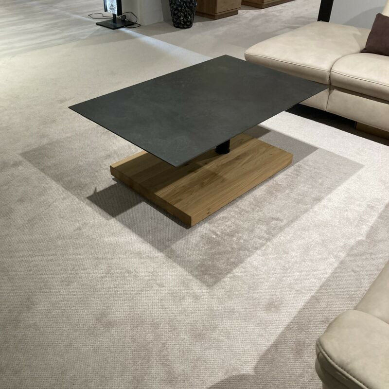 Ronald Schmitt Design - Couchtisch Wing Tischplatte Keramik Ossido Nero Schwarz Bodenplatte Wildeiche Natur Massiv Höhenverstellbar Mit Rollfunktion - 4