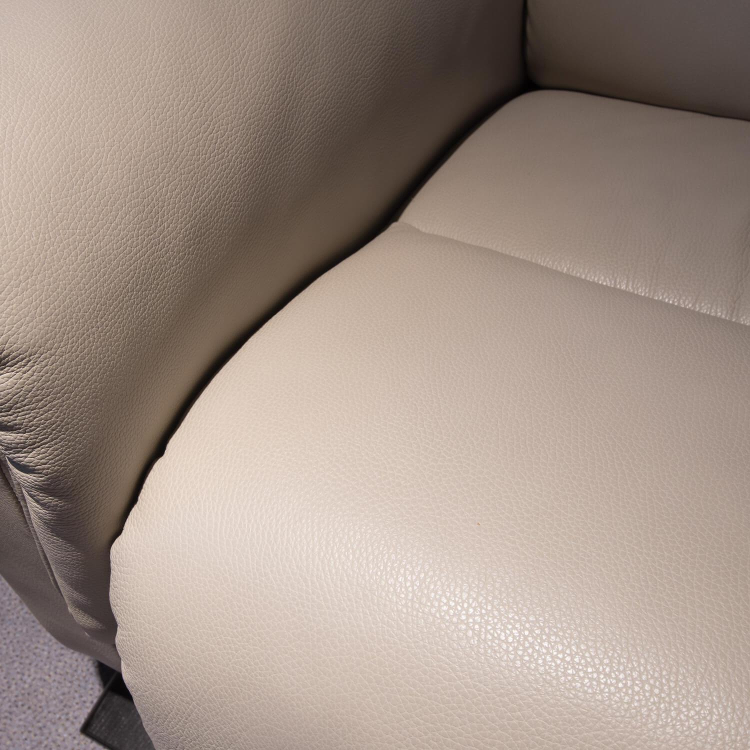 Sofa 2-Sitzer Panorama Balance Adapt Leder Cori Fog Fuß Wenge Gebeizt