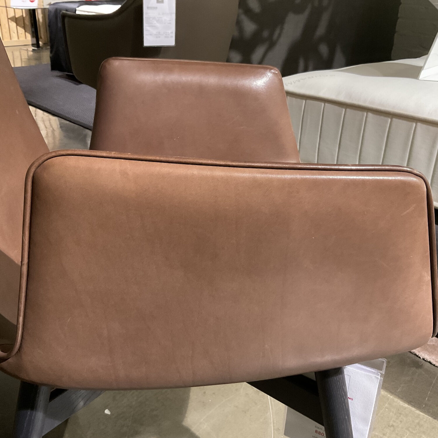 Freifrau - Armlehnstuhl Amelie High Leder Oman Coffee Braun Gestell Eiche Schwarz Geölt - 3