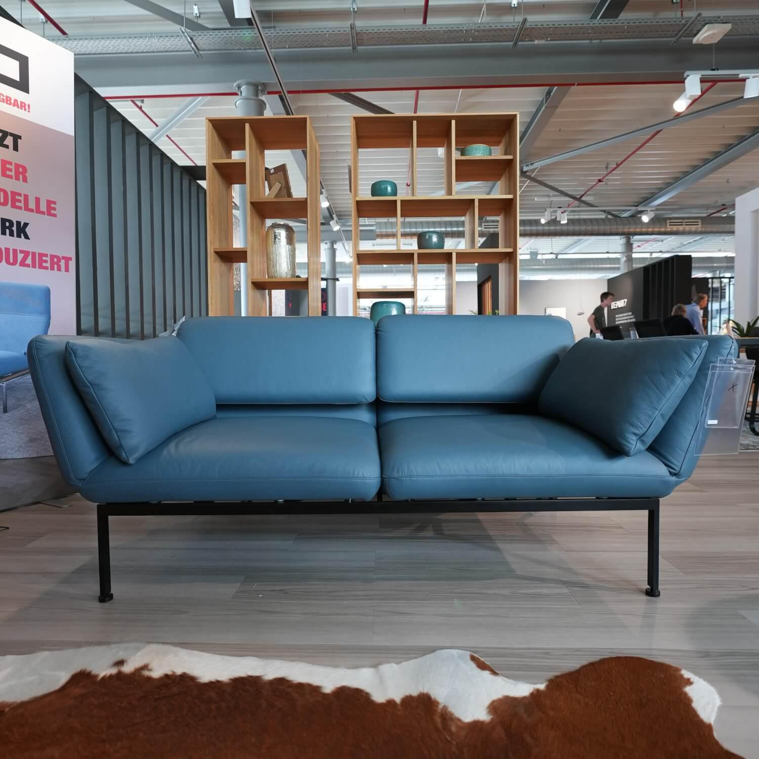 Brühl - Sofa Roro Medium Anilinleder Jumbo Taubenblau Blau Fuß Chrom Schwarz Pulverbeschichtet Mit Rollen - 3