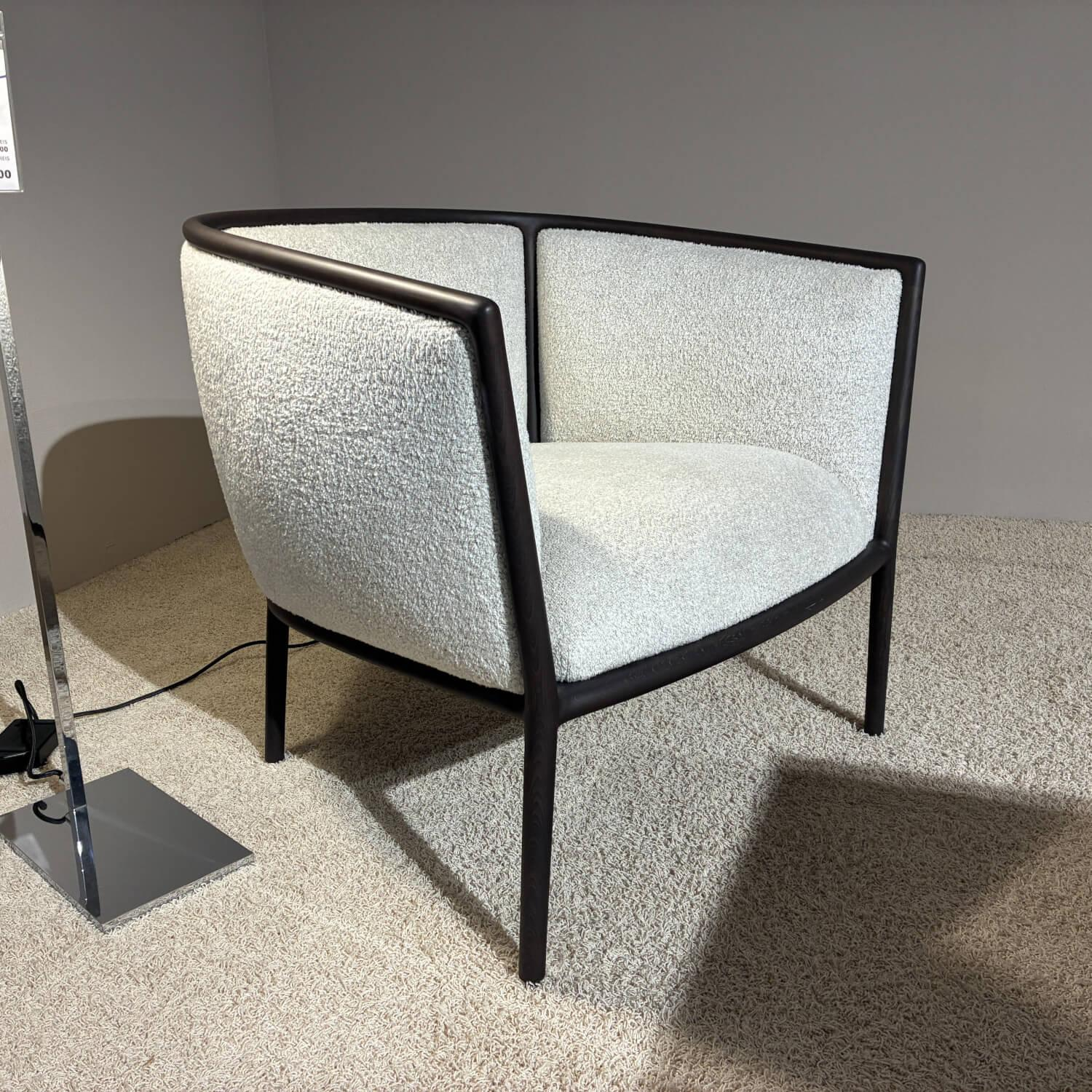 Molteni & C - 2er-Set Sessel Margou Stoff WG411 BI Carta Grau Beige Gestell Eukalyptus Schwarz - 5