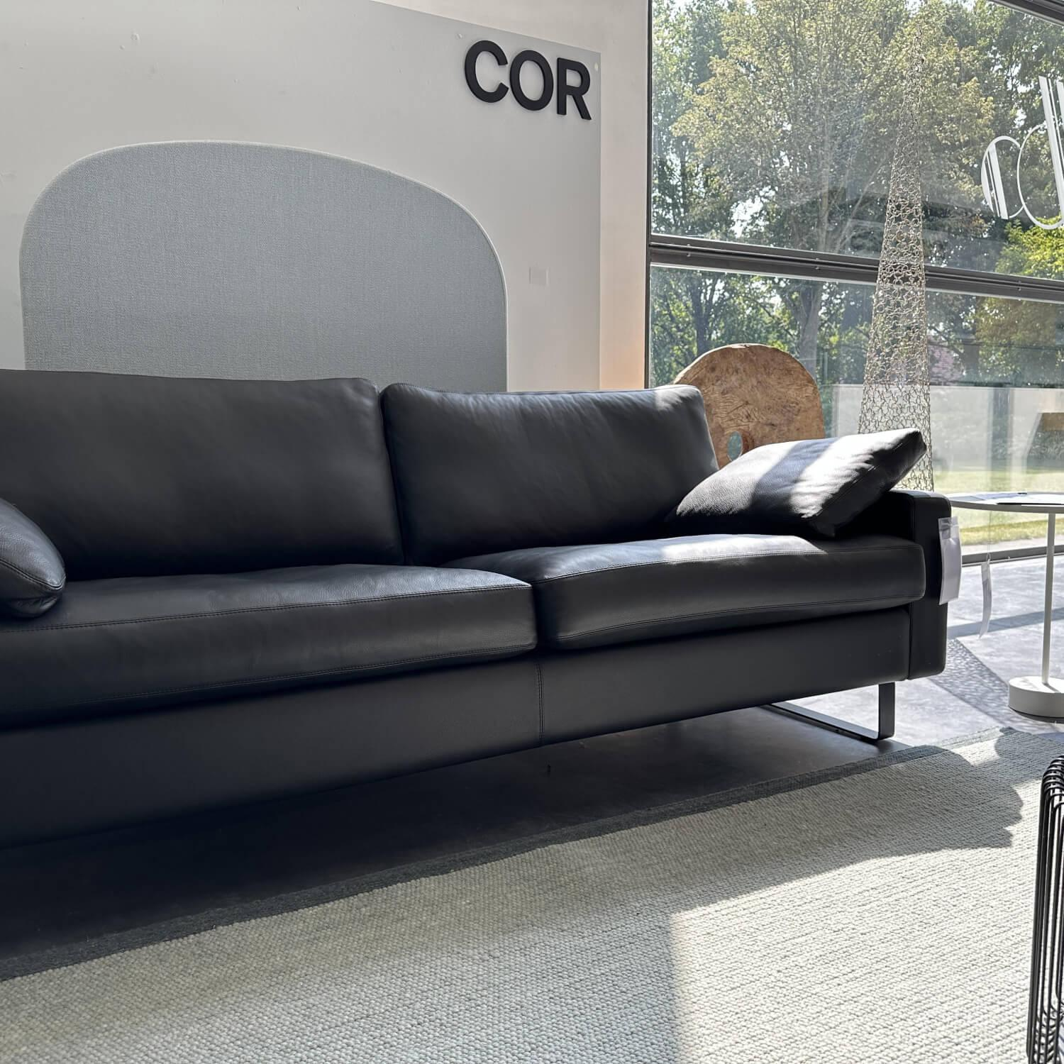 COR - Sofa Conseta Leder Semi 286 Schwarz Metallkufen Schwarz Pulverbeschichtet Mit Filzgleitern - 7