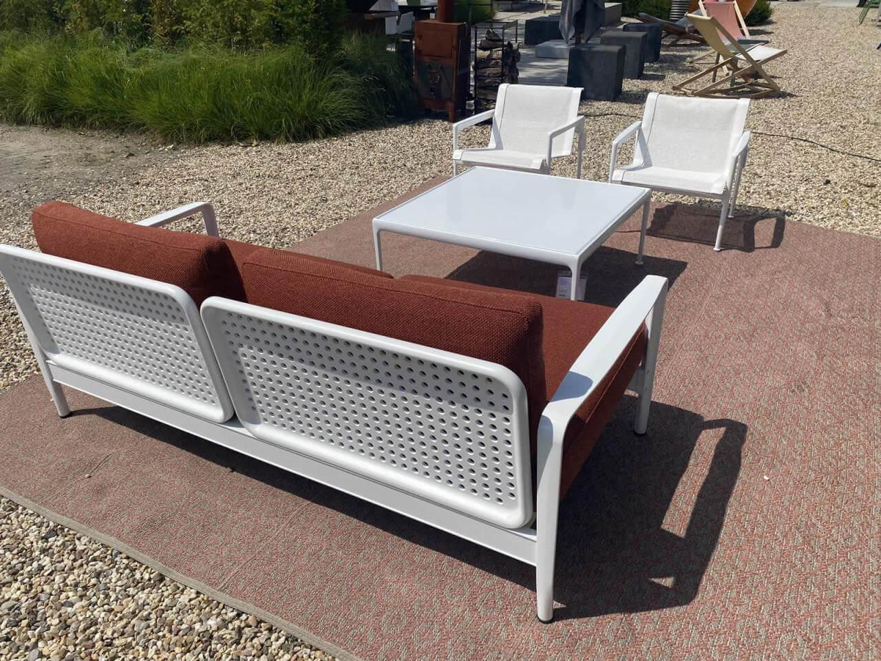 Knoll International - Gartensitzgruppe Schulz Kollektion Stoff Oasys Rust Braun Rot Gestell Und Rahmen Struktur Weiß Inklusive Kissen - 5