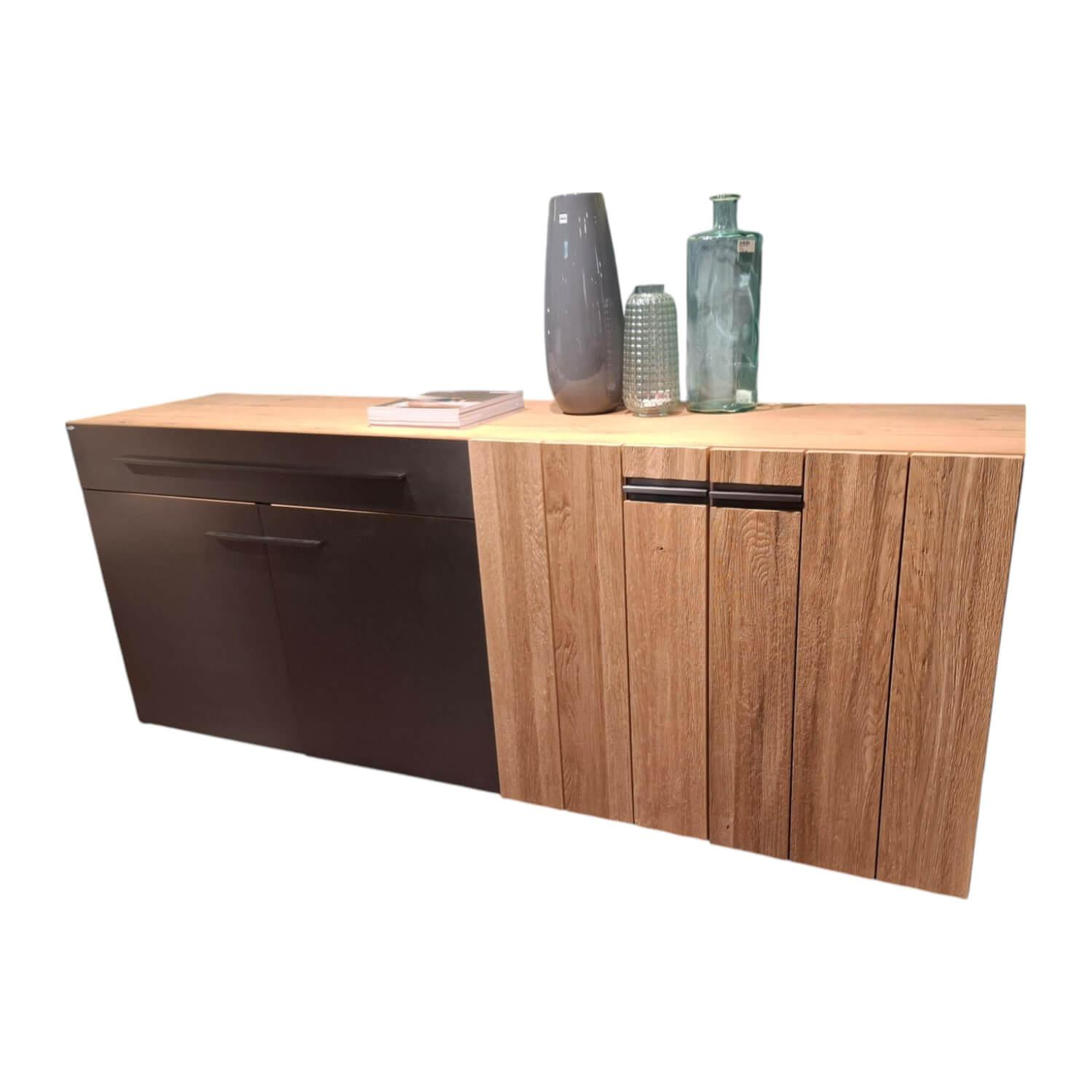 Voglauer - Sideboard Vgalvino Wildeiche Rustico Schwarz Metallakzent - 1