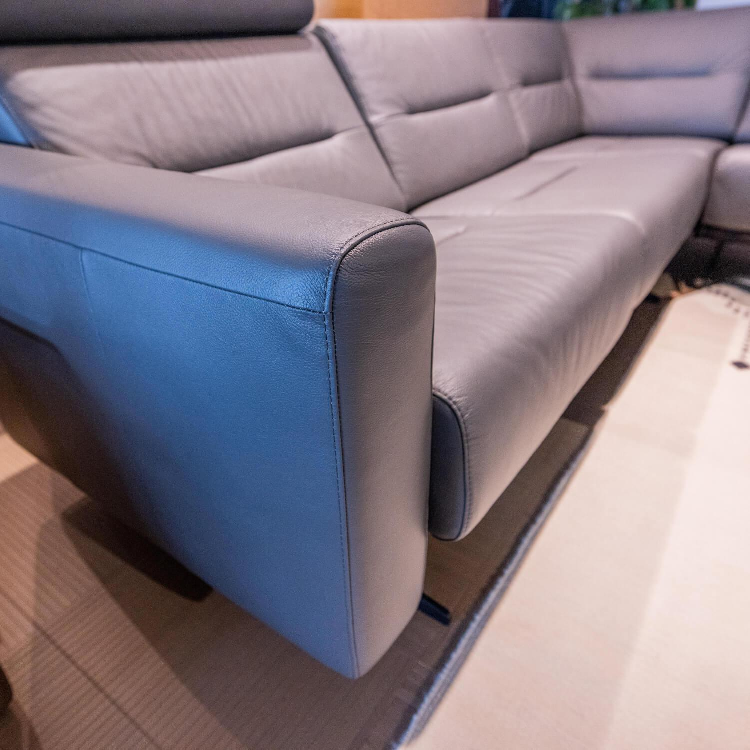 Stressless - Ecksofa Stella mit Hocker Leder Batick Grau Metallfüße Schwarz - 11