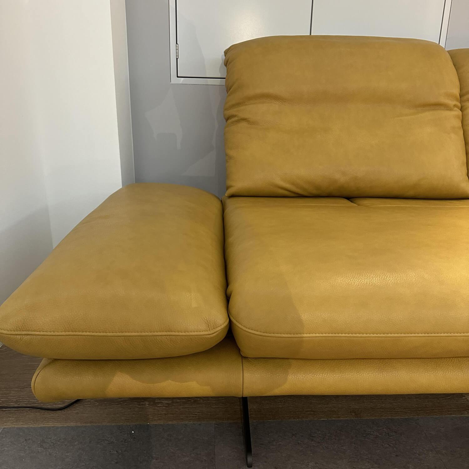 W. Schillig - Ecksofa Sohoo Bezug Leder Z75/52 Kurkuma Gelb Metallkufe FT9 Schwarz Mit Sitztiefenverstellung - 3