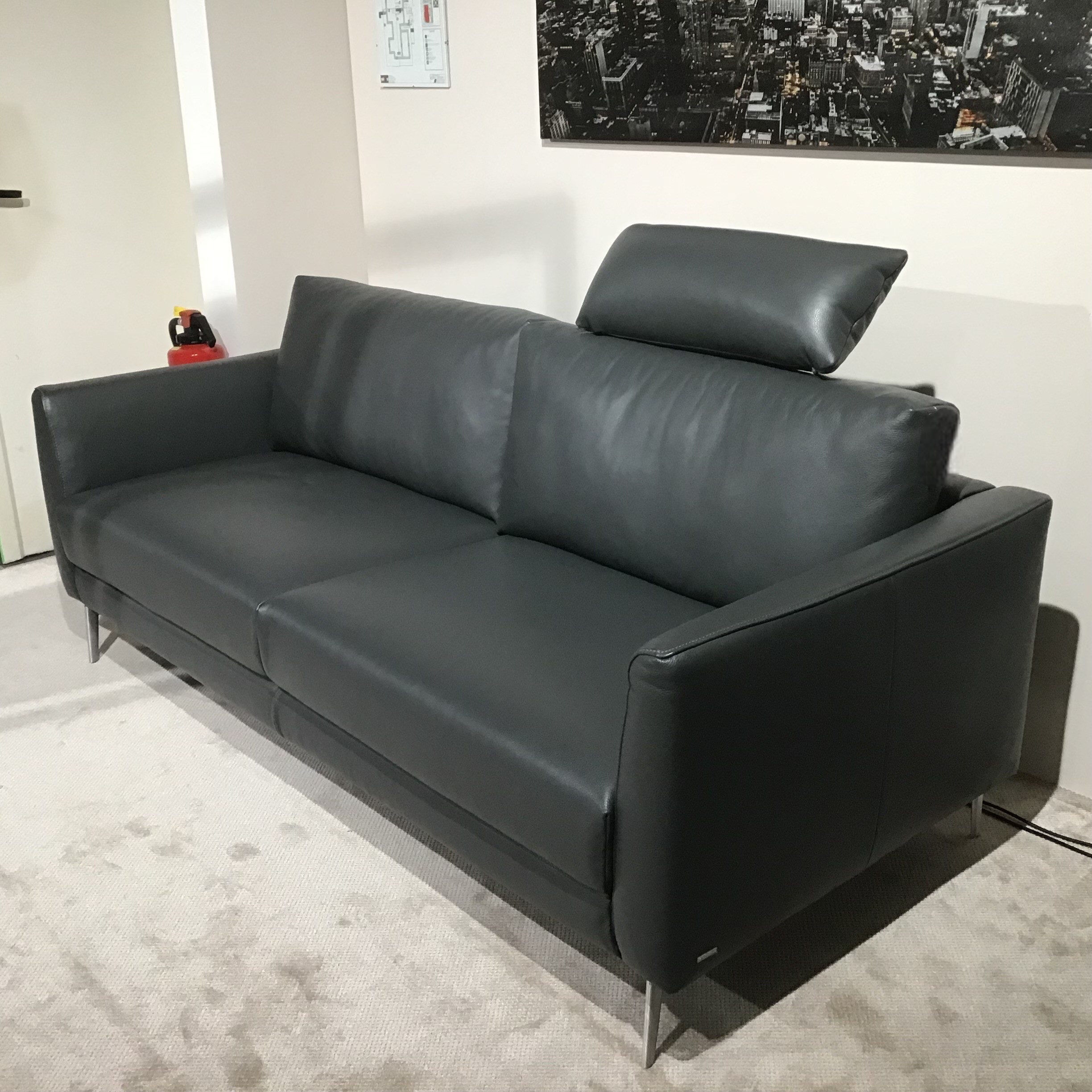 Koinor - Sofa Omega 3 C Leder Classic Pepper Schwarz Winkelfuß Aluminium Mattiert - 4