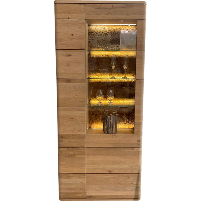 243acc7967815dc731a7a811a46b87949cfdaf90_MF_0021309_001_mf_prop_image1_Vitrine_800x800 Natura - Vitrine Cartago Soft Wildeiche Bianco Glastür Links mit LED-Beleuchtung - 1