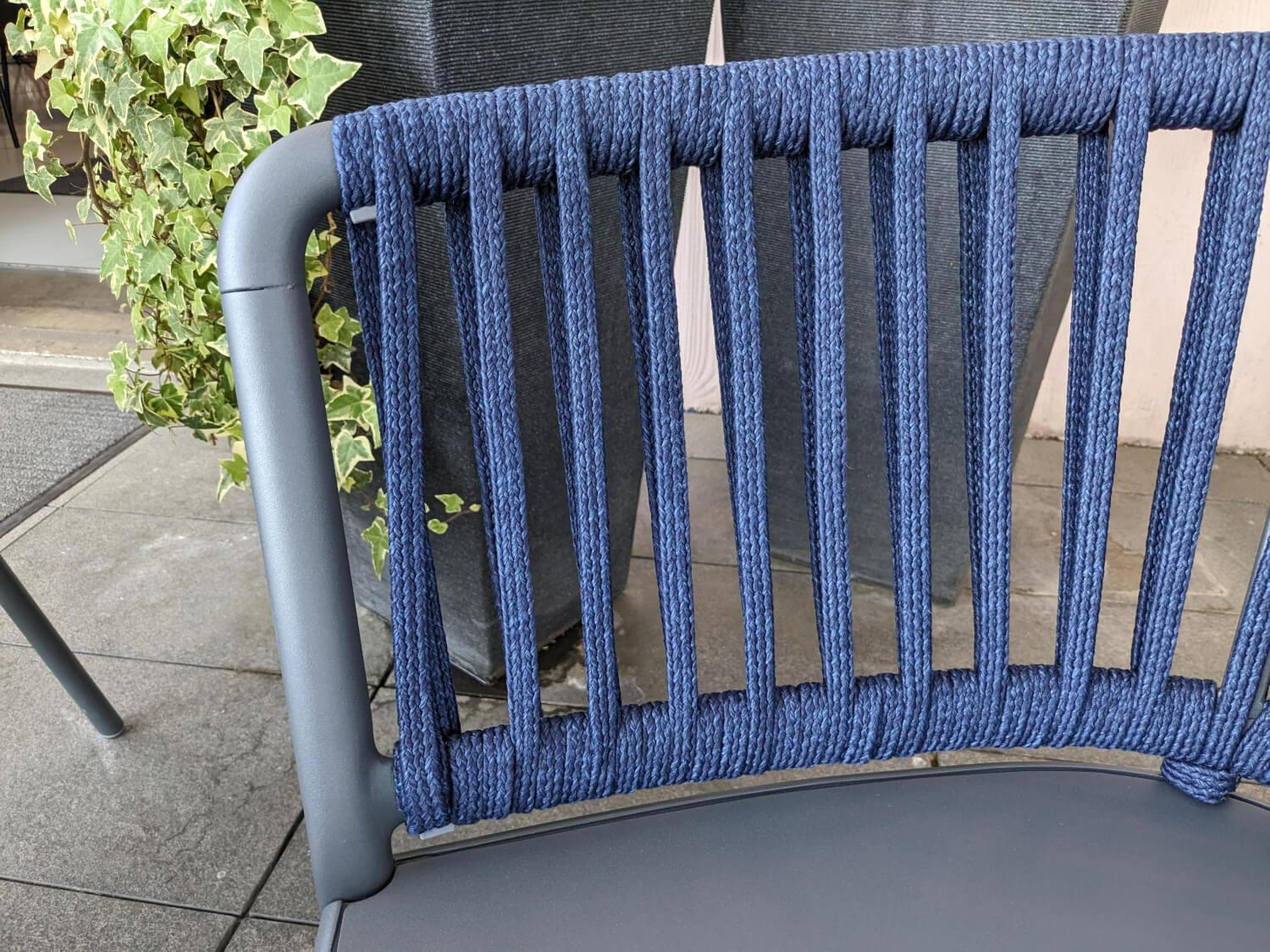 Fast - Outdoor table group Play dark blue powder-coated with lounge chair Ria - 6