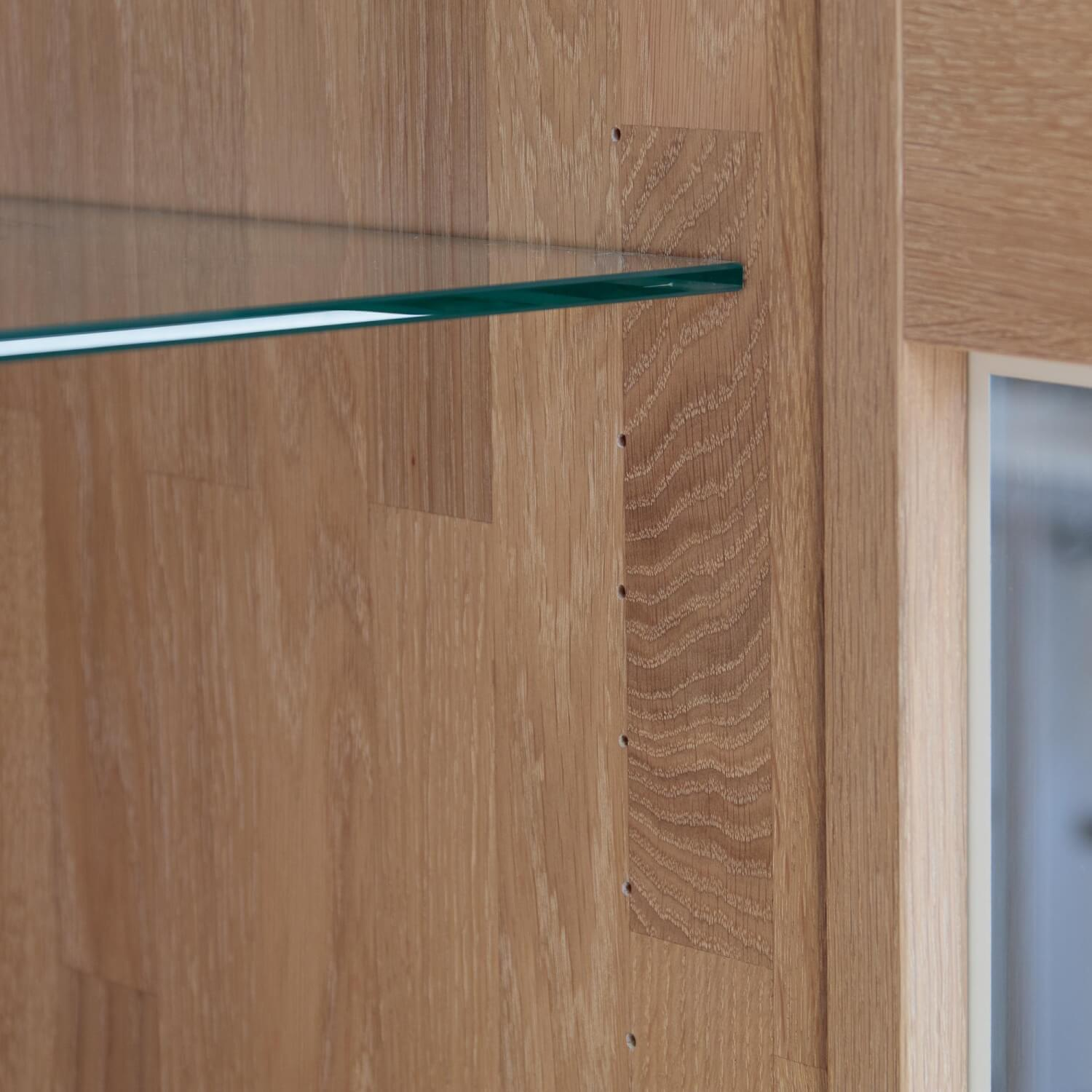 Team 7 - Vitrine Cubus Pure Eiche Weiß Geölt Farbglas Weiß Glänzend Mit Touch Beschlag - 5