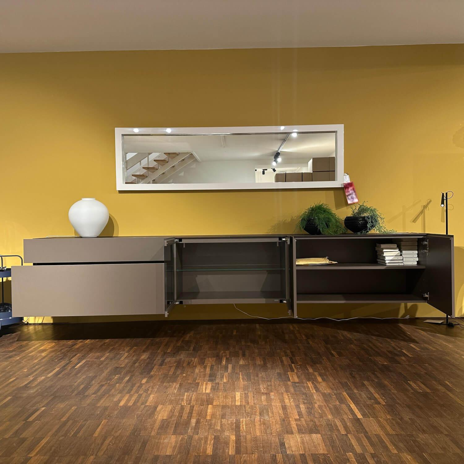 Interlübke - Hanging sideboard Cubus Light lacquer M10 bronze metallic gray Including showcase lighting - 10