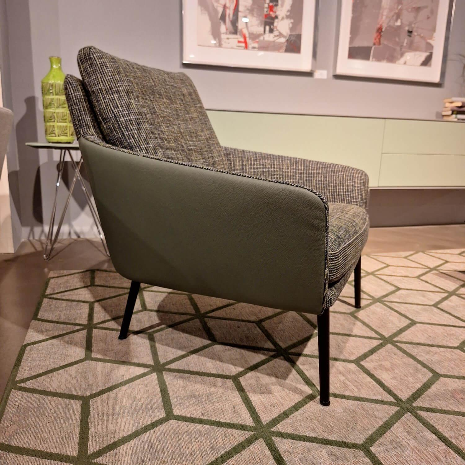 Rolf Benz - Armchair Jon Cover Inside Seat 20 402 Reed green Green Back Leather 34 517 Green gray Single base Steel Traffic black - 4