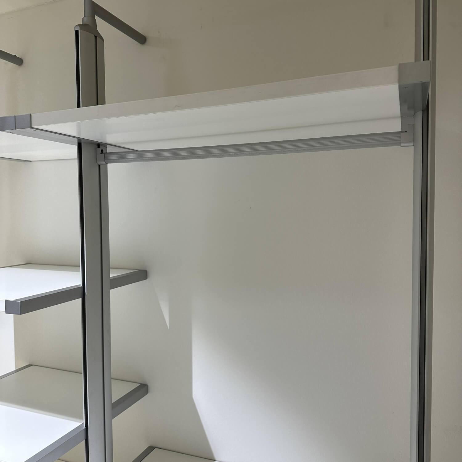 Trüggelmann - Garderobe Stollen System Genesys Gestell Aus Aluminium Schubkästen Sowie Böden Melamin Weiß - 11