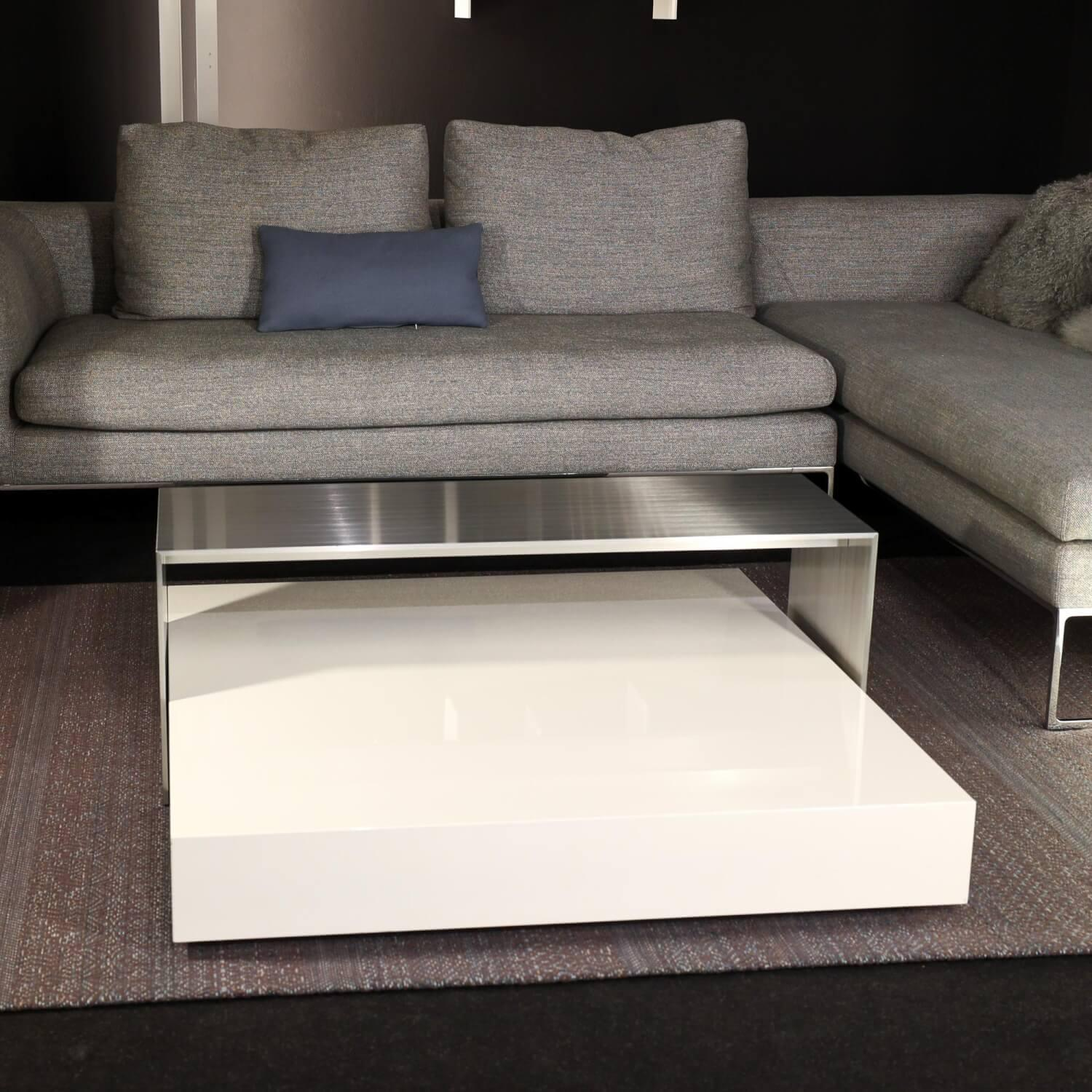 Cassina - Couchtisch Note Niedrig Mit Rollen Lack Glänzend Weiß Und Brücke Aluminium Eloxiert - 6
