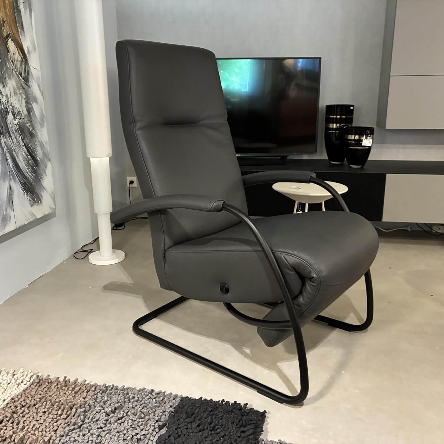 Signet - Sessel Freischwinger Nils Leder Prestige Anthrazit Gestell Metall Feinstruktur Schwarz Pulverbeschichtet - 4