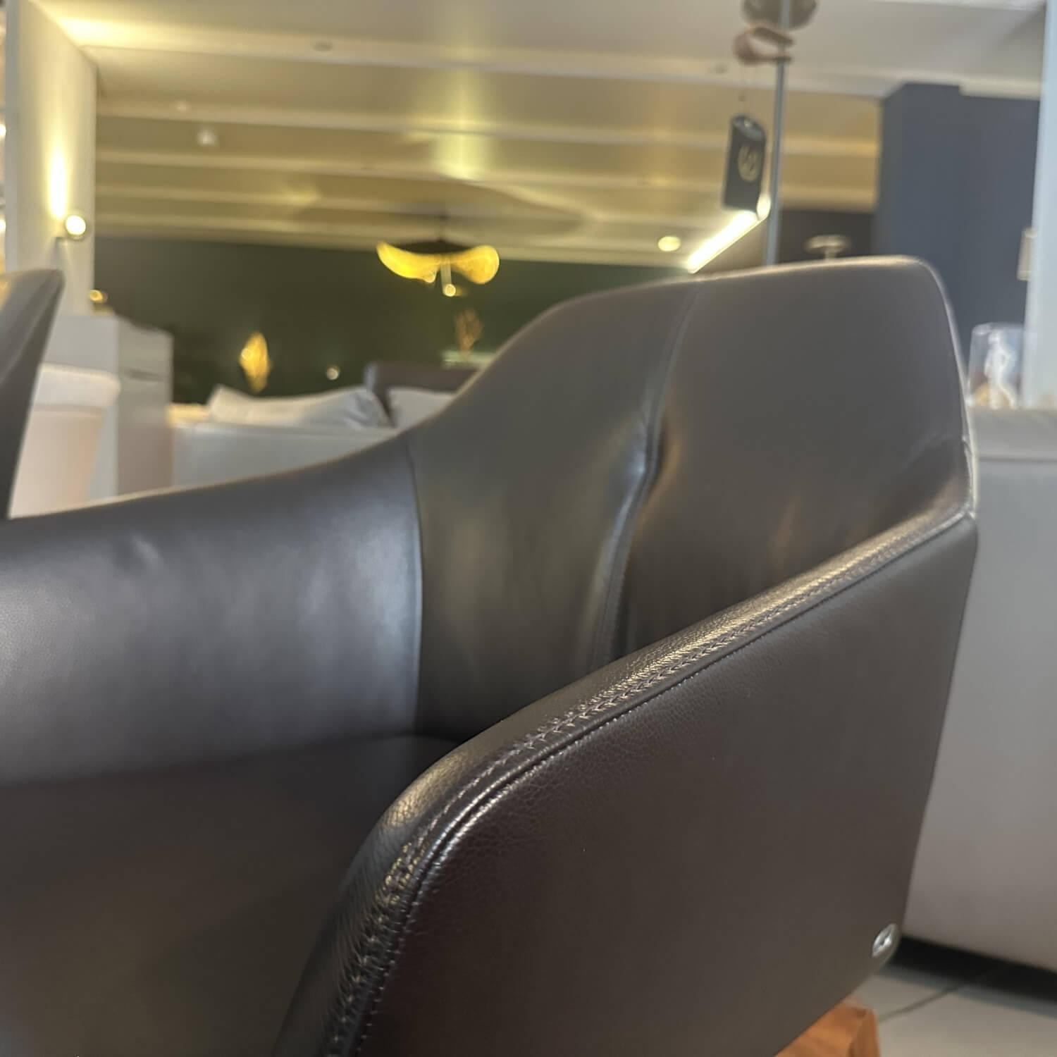 De Sede - 2er-Set Stuhl DS 279 01 Leder Select Café Braun Gestell Nussbaum - 5