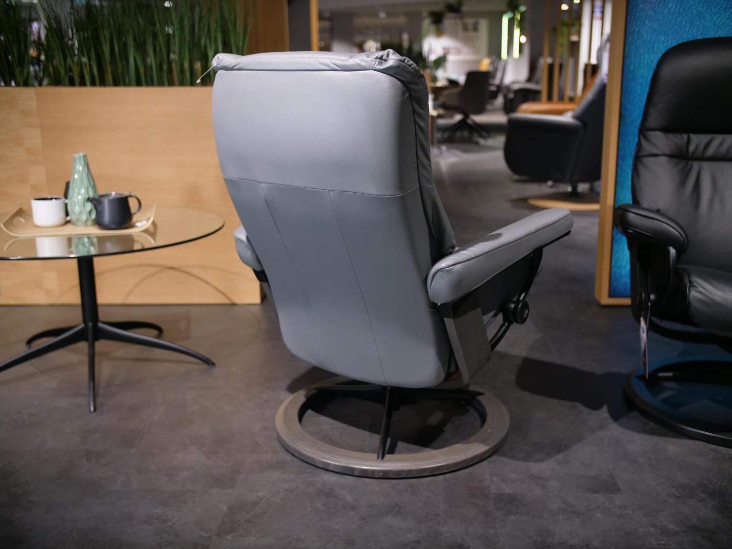Stressless - Sessel Mayfair M Mit Hocker Bezug Leder Paloma 17 Neutral Grau Gestell Signature Matt Schwarz Holz Grau - 6