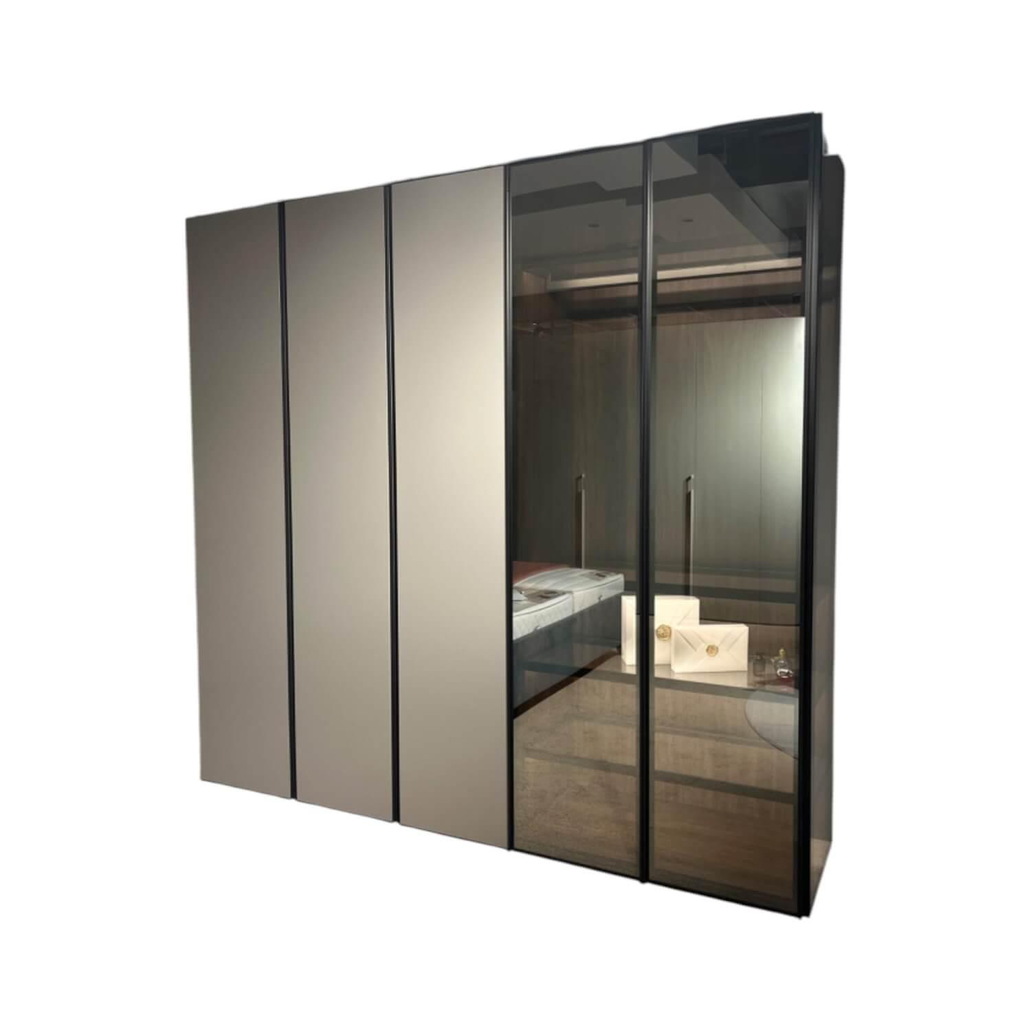Novamobili - Kleiderschrank Night Collection 2022 Front Lack 331 Visone Matt Korpus 72 Noce Mit Beleuchtung - 1