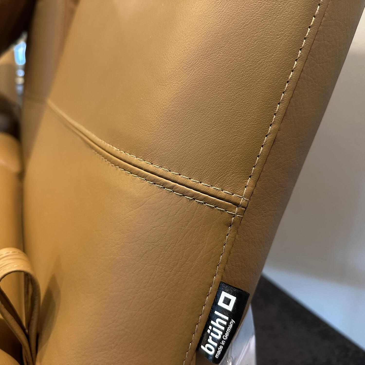 Brühl - Sofa Roro Small Classic Leder Lama 5669 45 Beige Braun Gestell Metall Verchromt Mit Klappbaren Armlehnen - 2