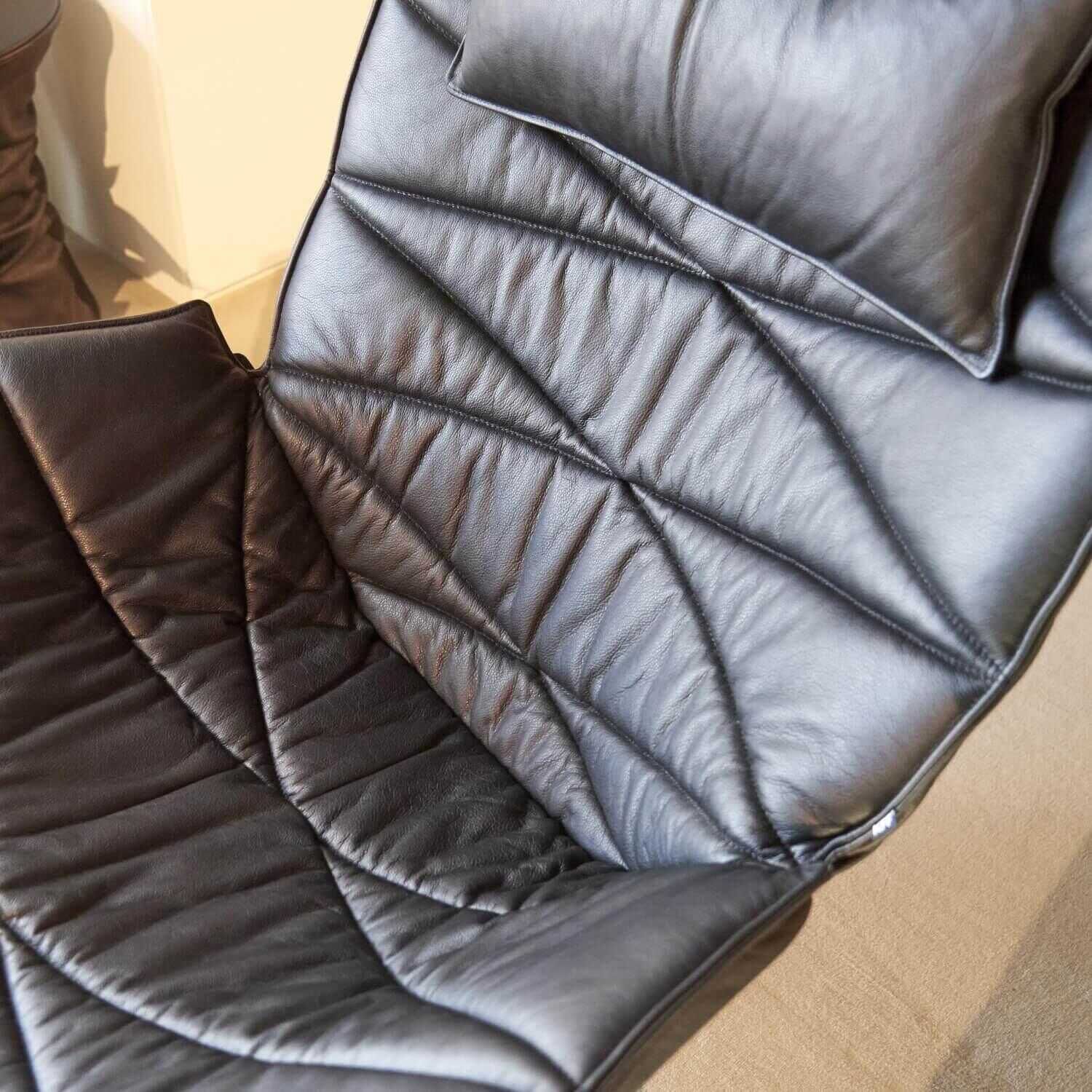 kff-lounge-sessel-nest-pure-leder-anthrazit-mit-hocker-53bc41ad5a448LuHAnFFWhYc0 KFF - Lounge Sessel Nest Pure Leder Anthrazit mit Hocker - 7