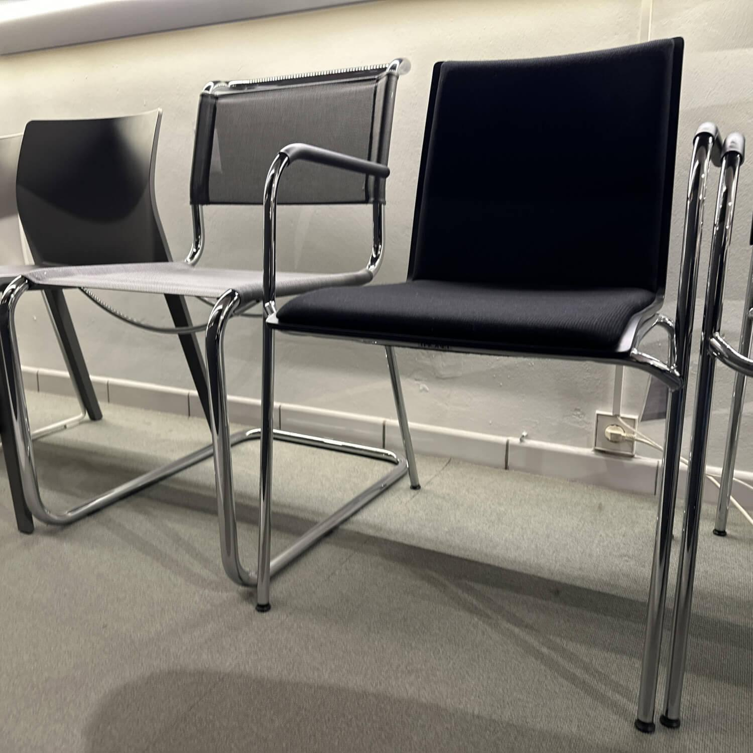 Thonet - Polsterarmlehnstuhl S162 PF Stoff Cava 3 192 Schwarz Schale Formholz Buche Schwarz Gebeizt Gestell Rundrohr Verchromt - 5