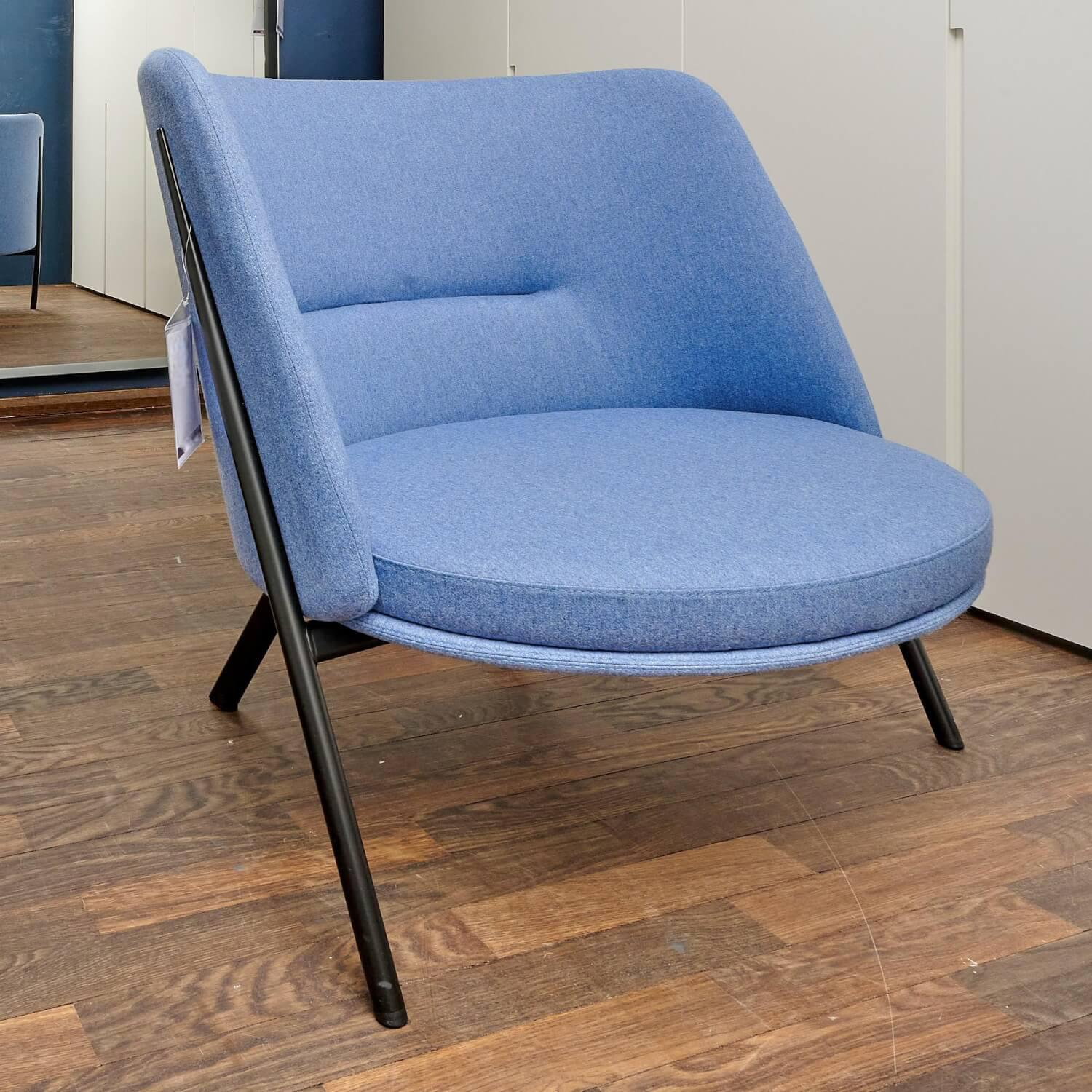 Tecta - Loungesessel DS70 Stoff Dama 75 Mittelblau Blau Gestell Schwarz Pulverbeschichtet Mit Kissen Und Hocker - 7