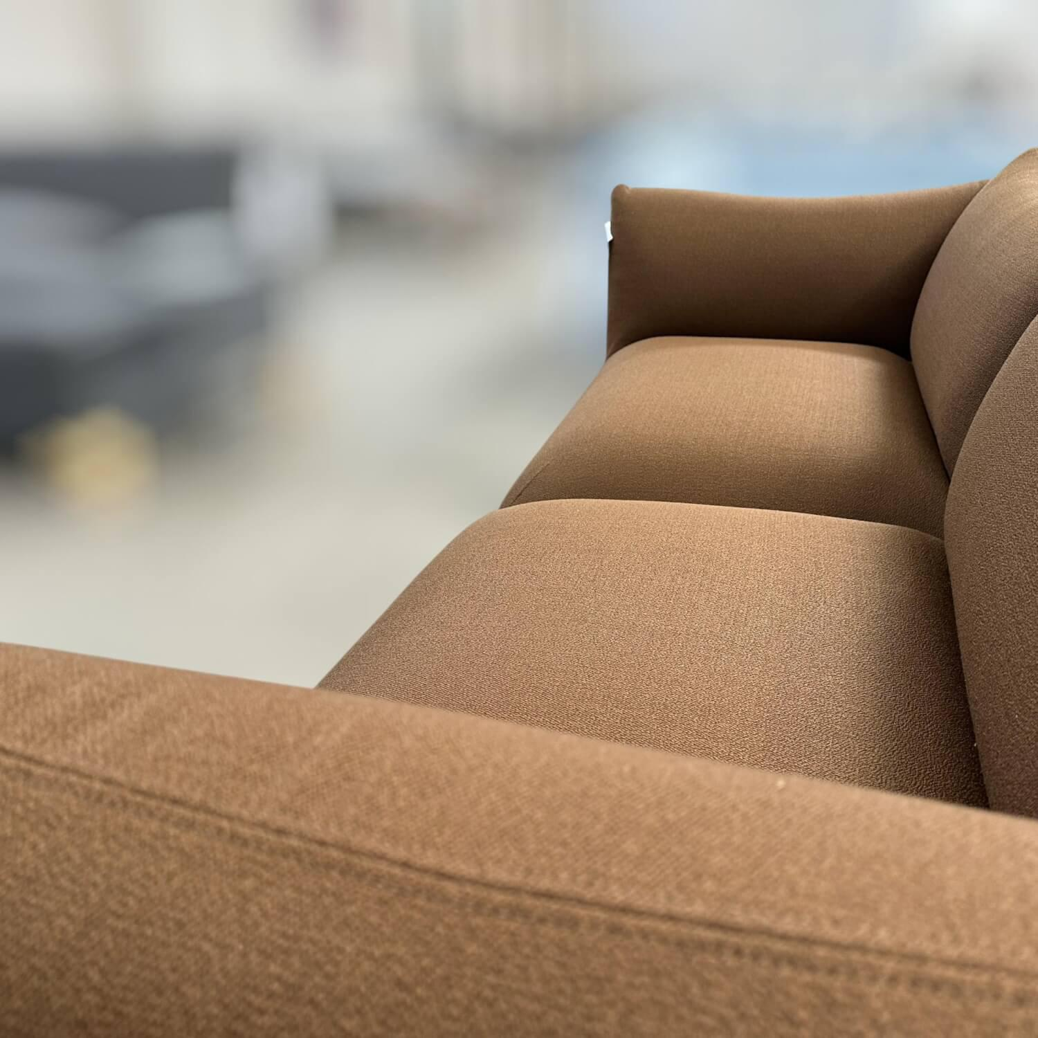 COR - Sofa Jalis Flow Stoff Kvadrat A2724 Vidar 353 Braun - 5