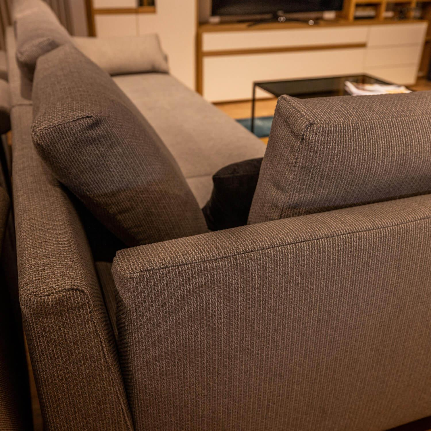 freistil Rolf Benz - Upholstered suite 170 Fabric 4020 Silver gray Steel base black Including 2 cushions - 6