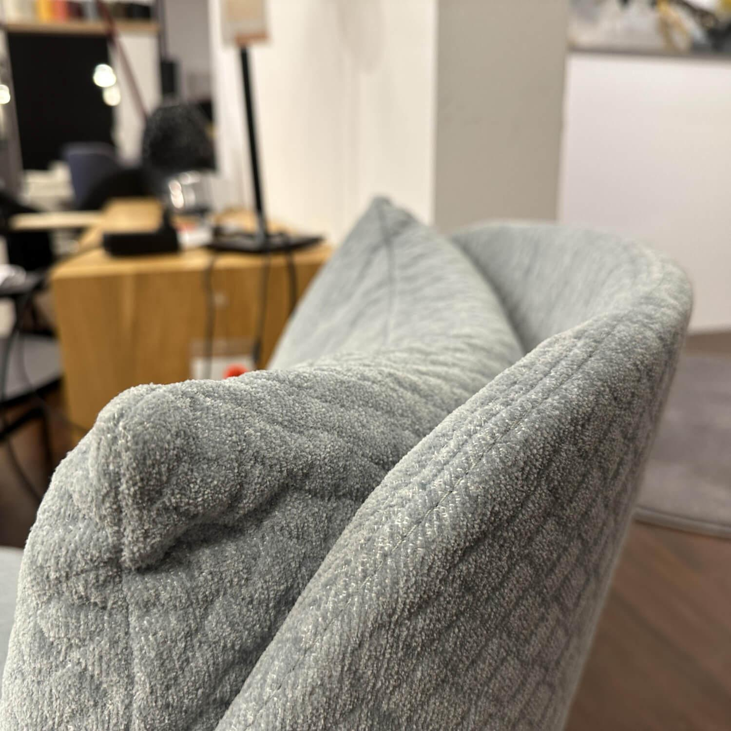 Rom - Sessel Hugo King Stoff Bubble Ice Blau Drehfuß Schwarz - 5