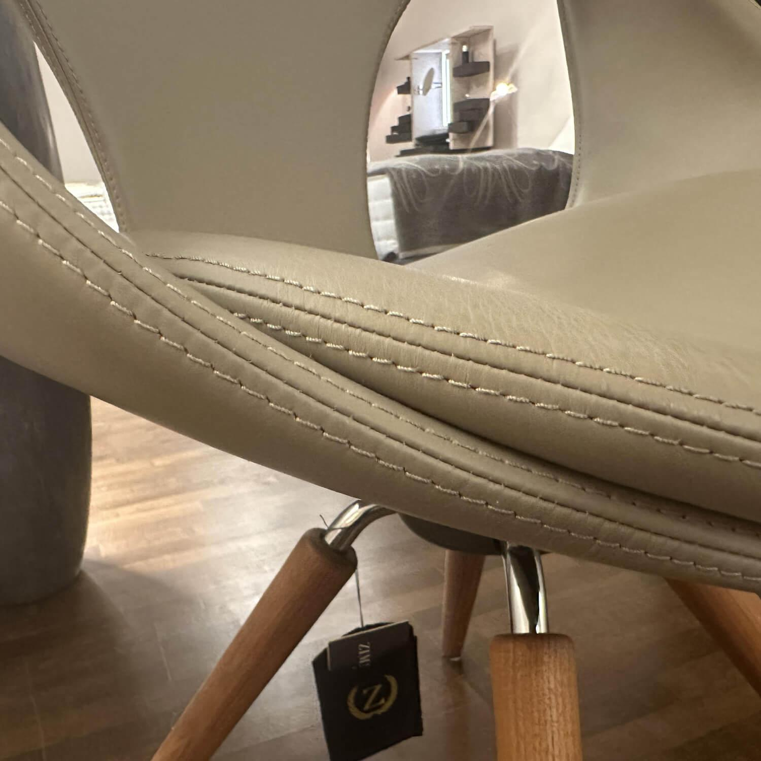 Tonon - Stuhl UP Chair Leder 7 Beige 4 Fuß Gestell Nussbaum Drehbar - 2