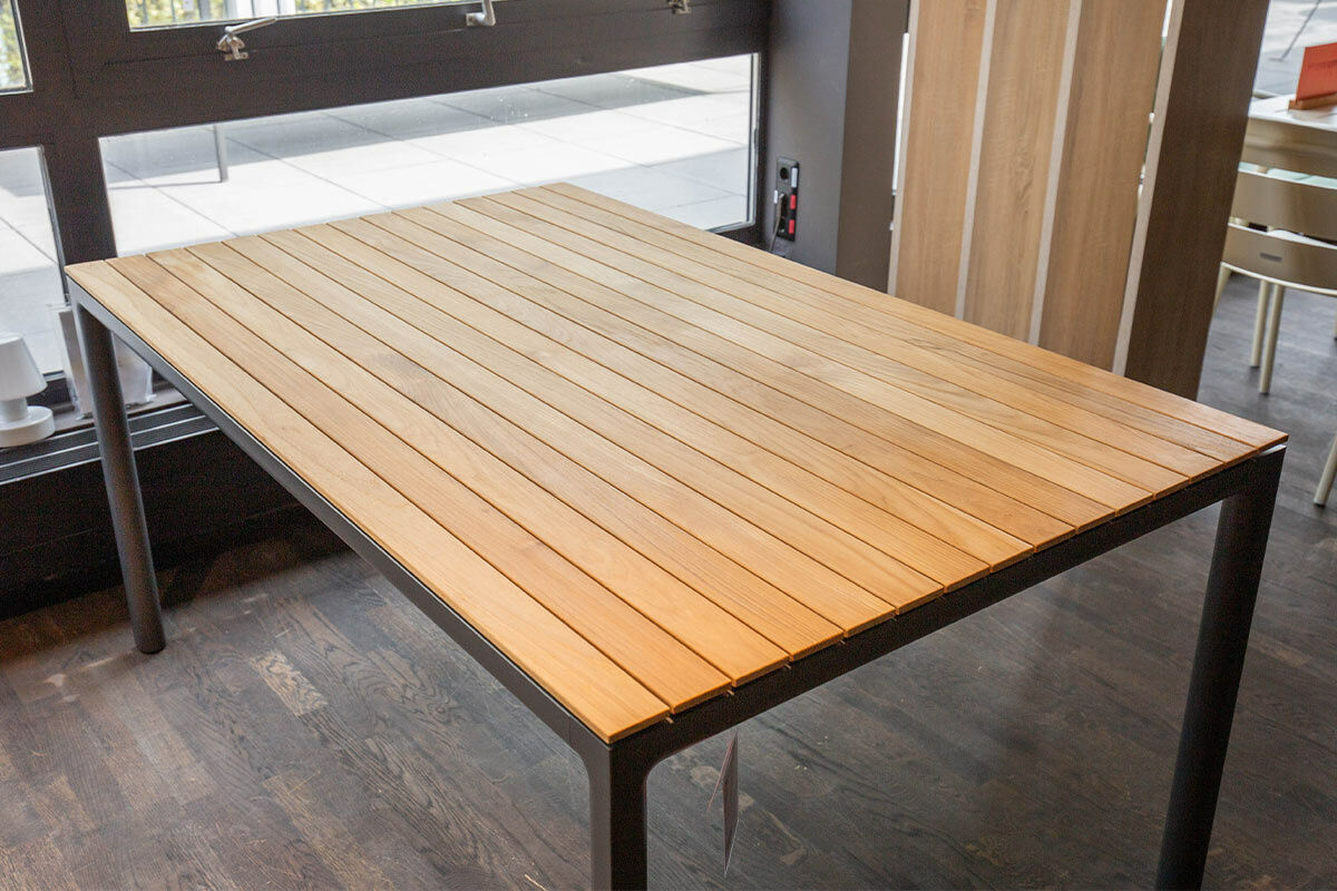 Solpuri - Esstisch Soft Teak Outdoor Gestell Aluminium Anthrazit Pulverbeschichtet - 4