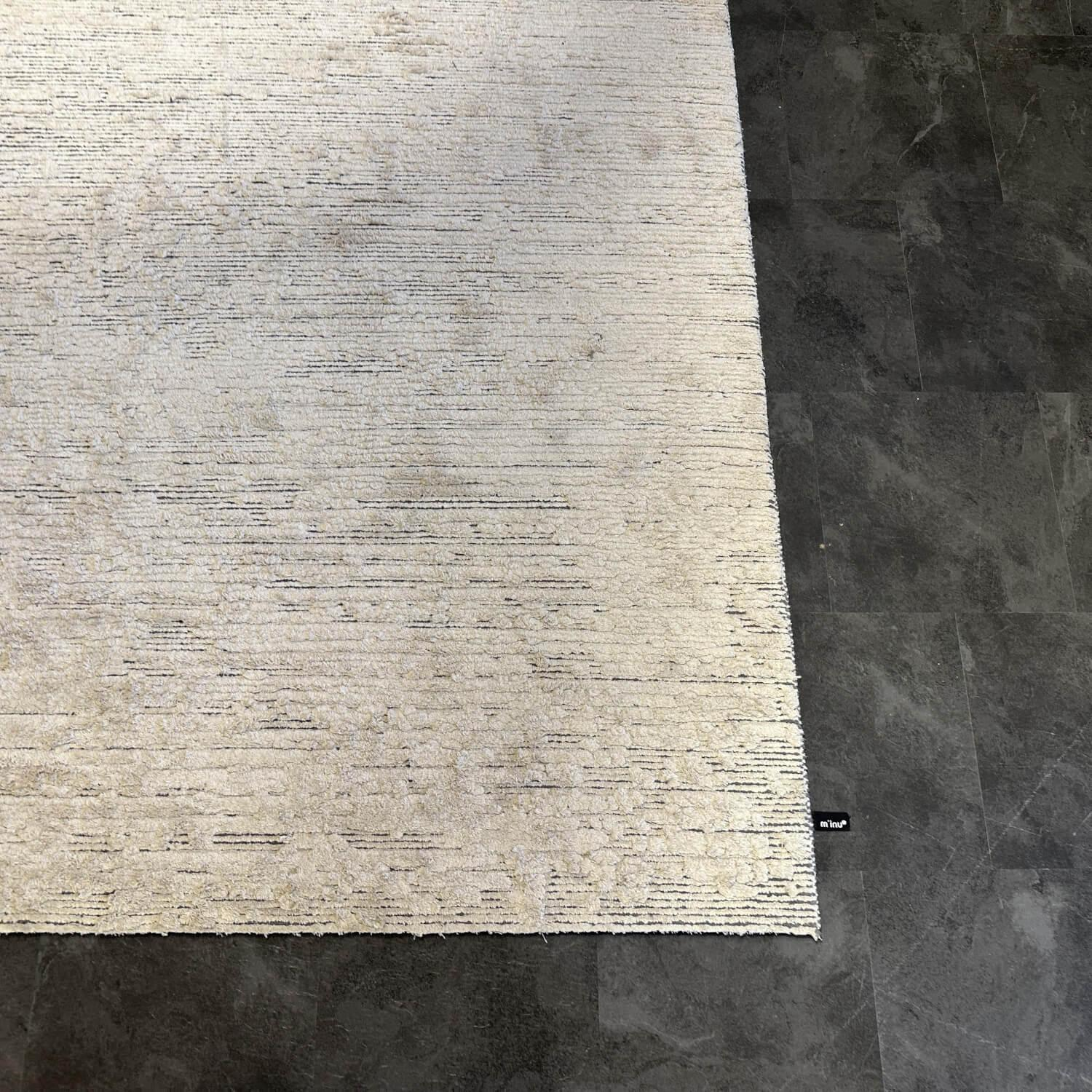 Miinu - Teppich Jay Bee 101 Seide Und Schurwolle White Swan Grau Weiß Handgeknüpft 202x282 - 3