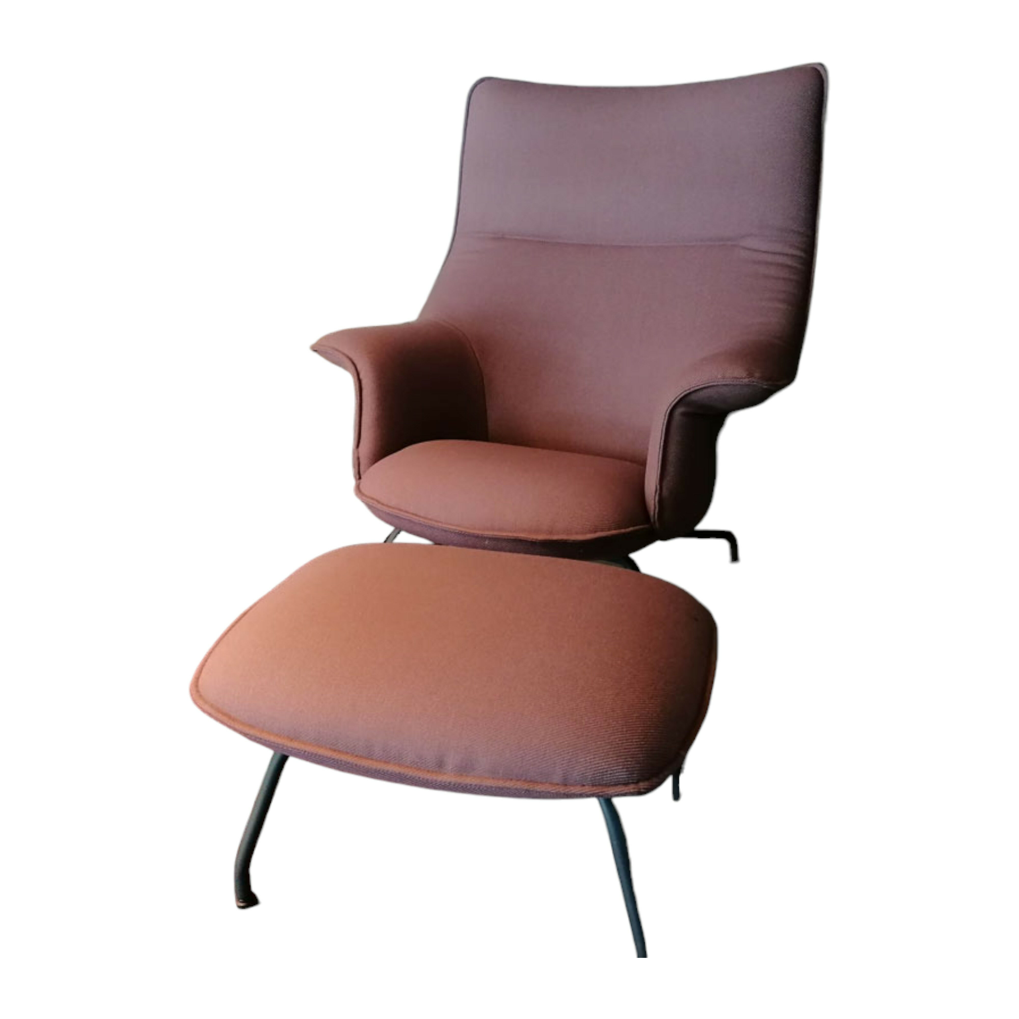 Muuto - Sessel Doze Lounge Chair High Back Stoff Kvadrat Twill Weave 280 Violett Füße Schwarz Mit Hocker - 1