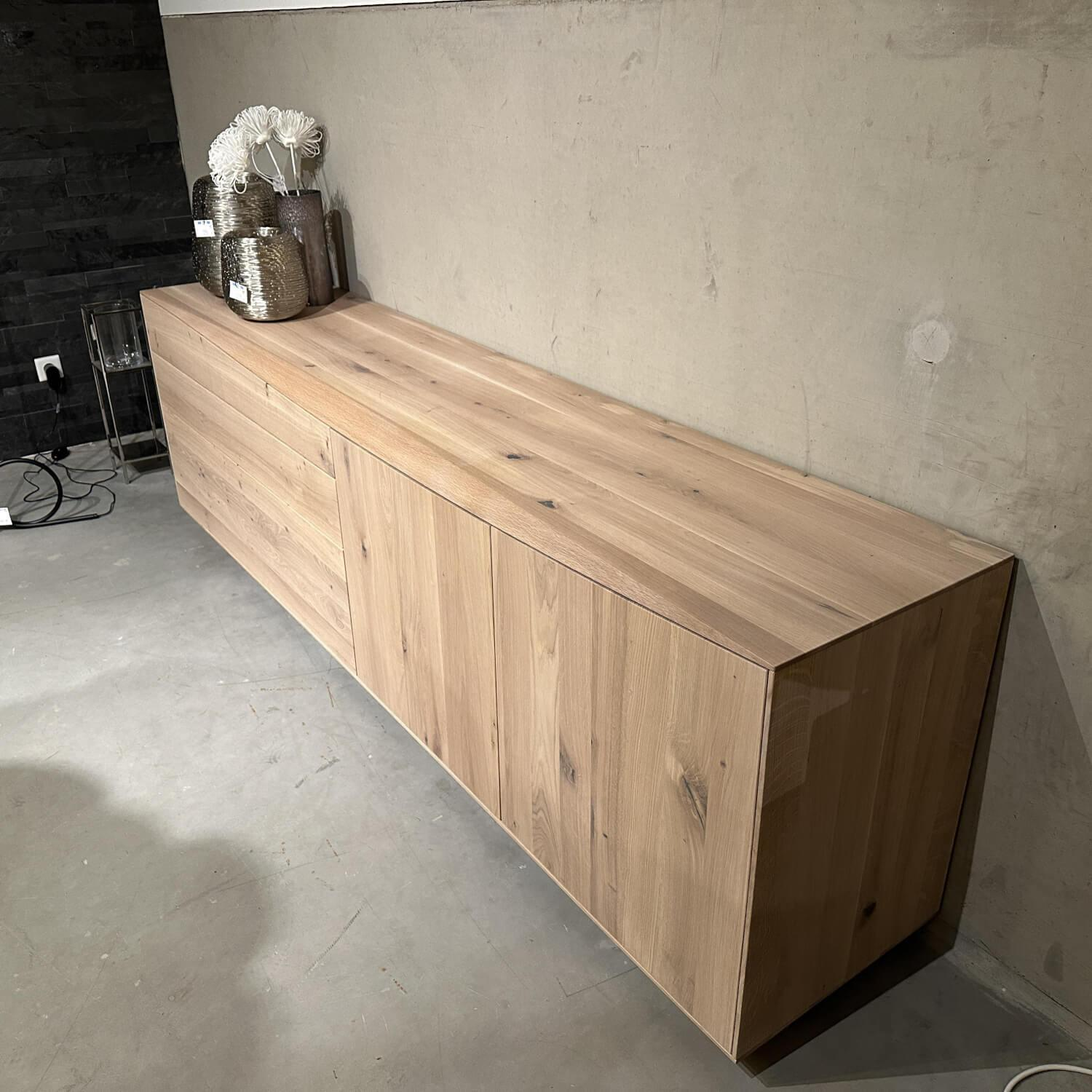 Anrei - Sideboard Puro Wave Massivholz Eiche Weiß Geölt Rückwand Lichtgrau Lackiert Sideboard Puro Wave Massivholz Massivholz Eiche Weiß Geölt Rückwand Lichtgrau Lackiert - 6