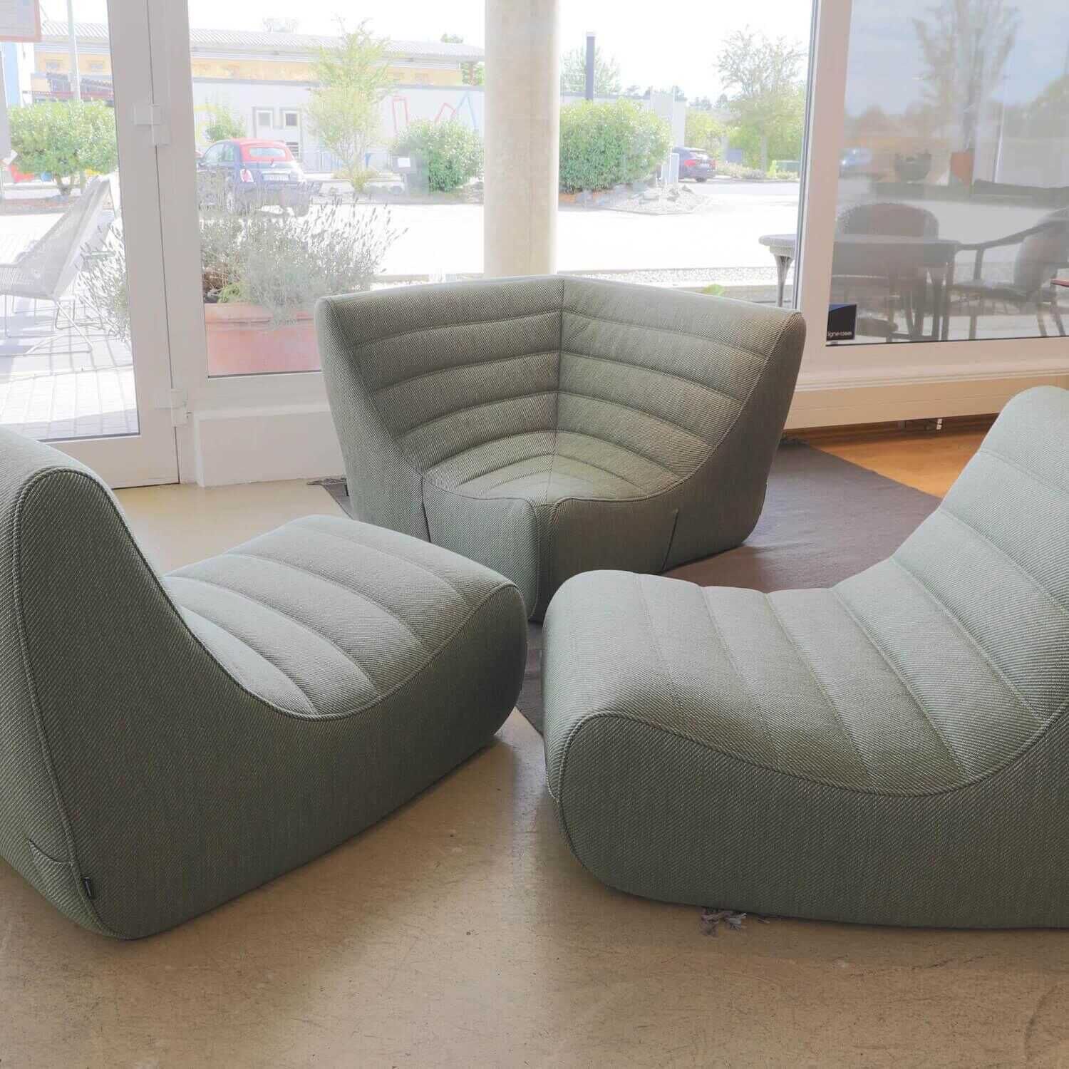 Ligne Roset - Outdoor-Sofa Saparella Stoff Dina Cypres 2 Sessel 1 Eckteil - 5